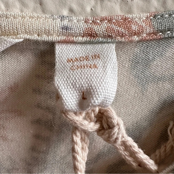 Soft Joie Quinn Sleeveless Top in Porcelain Sage Multicolored - Size Large - Picture 5 of 8